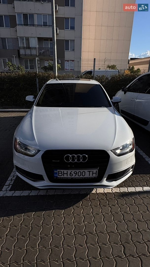 Audi A4 2015 VIN WAUFFAFL1GN001118 фото оголошення 11 з 13