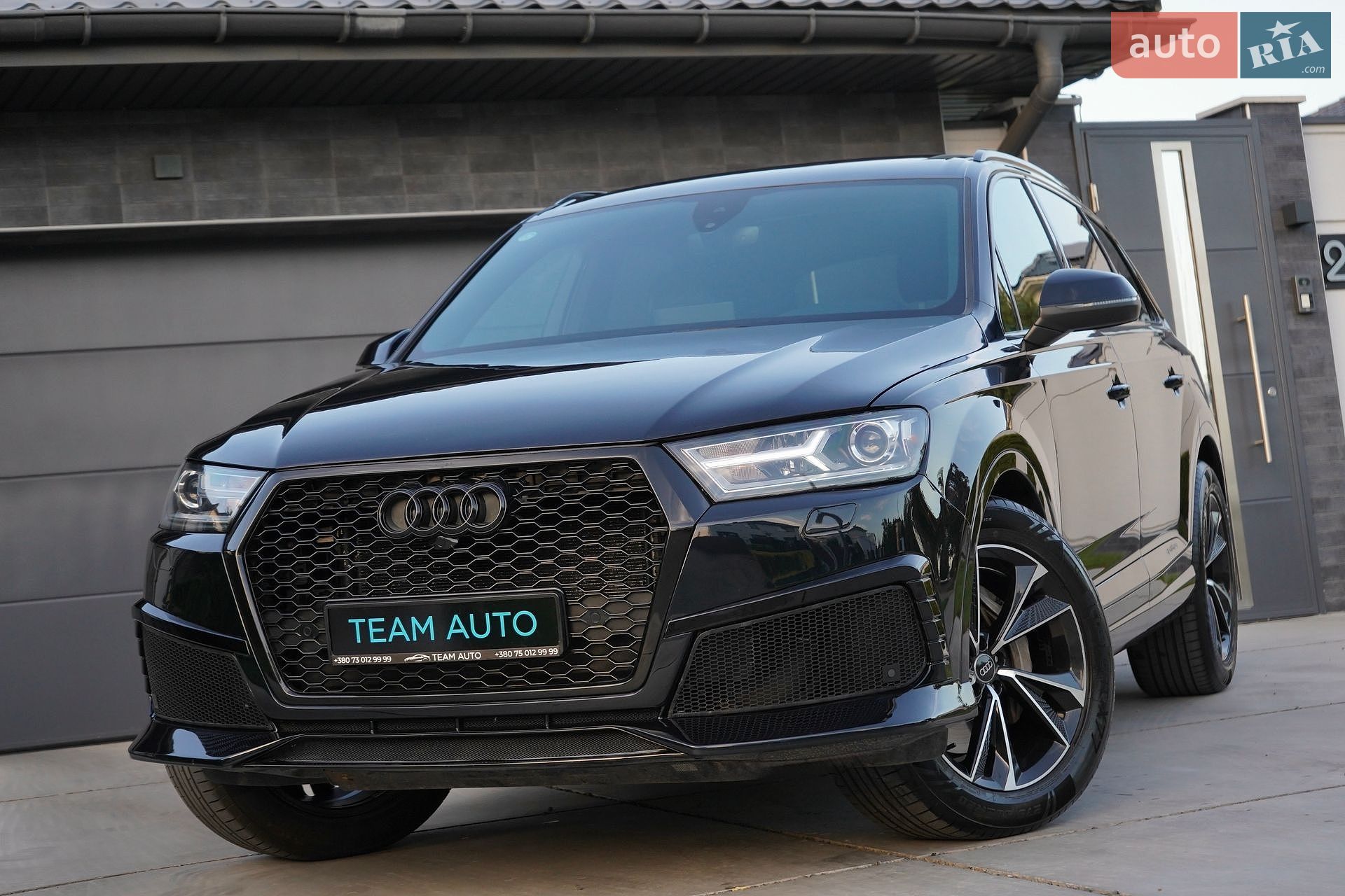 Audi Q7 2017 VIN WA1AHAF75HD044131 фото оголошення 4 з 68