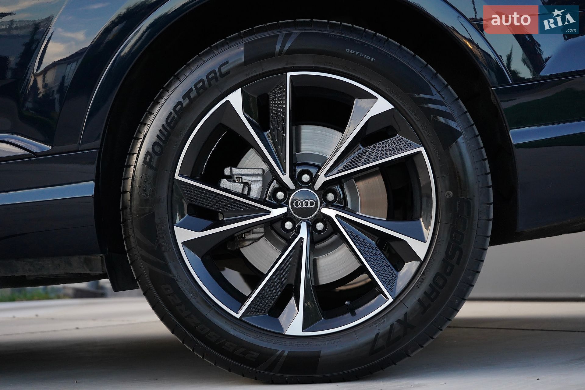 Audi Q7 2017 VIN WA1AHAF75HD044131 фото оголошення 17 з 68