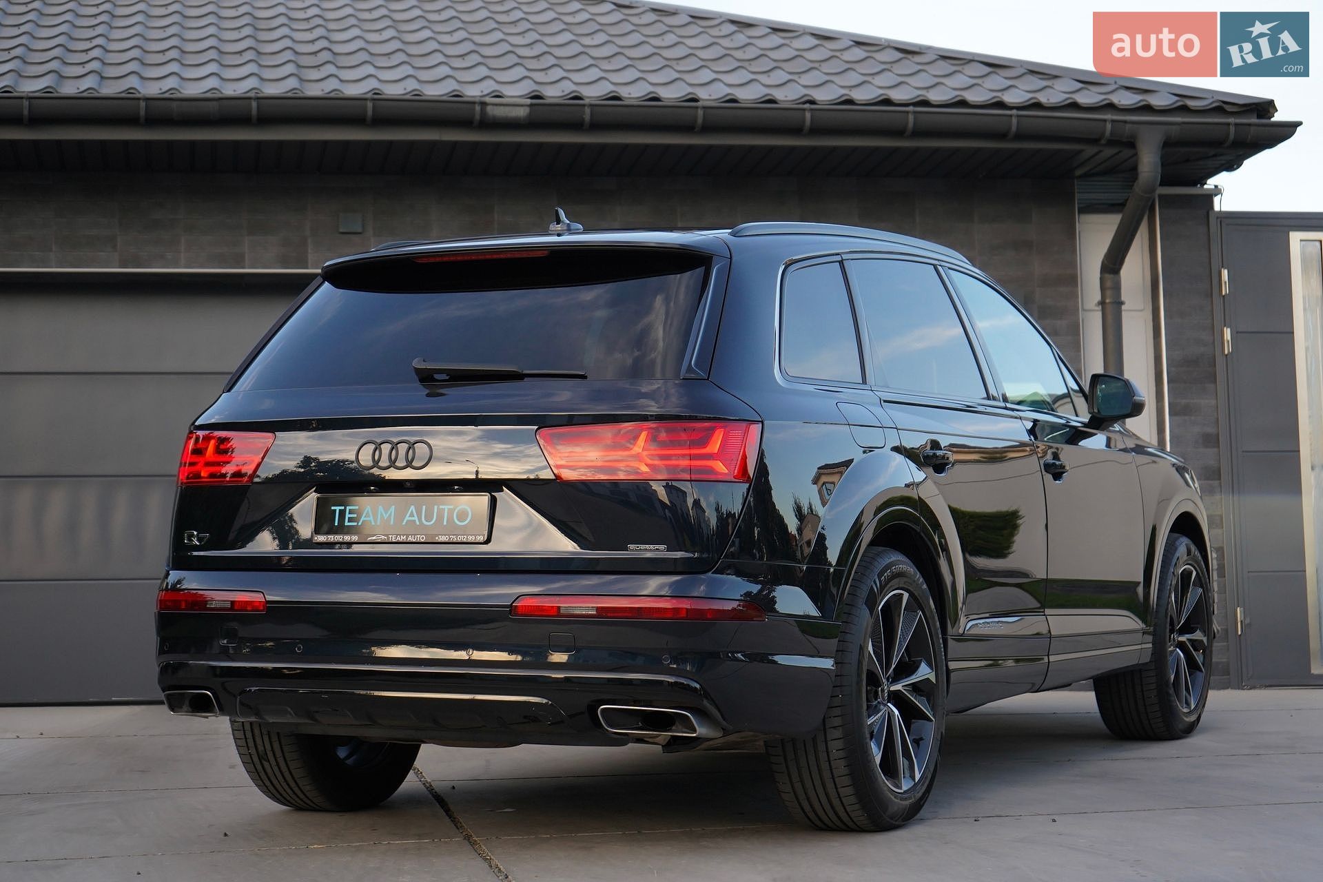 Audi Q7 2017 VIN WA1AHAF75HD044131 фото оголошення 30 з 68