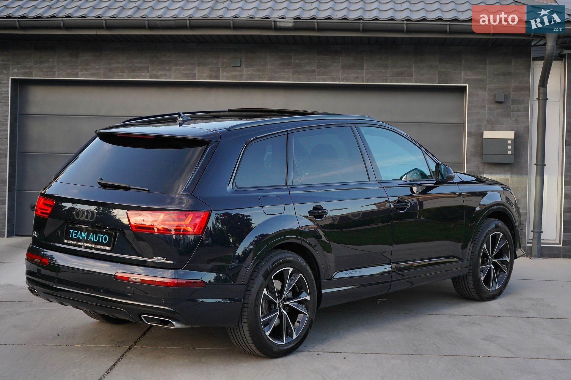 Audi Q7 2017 VIN WA1AHAF75HD044131 фото оголошення 31 з 68