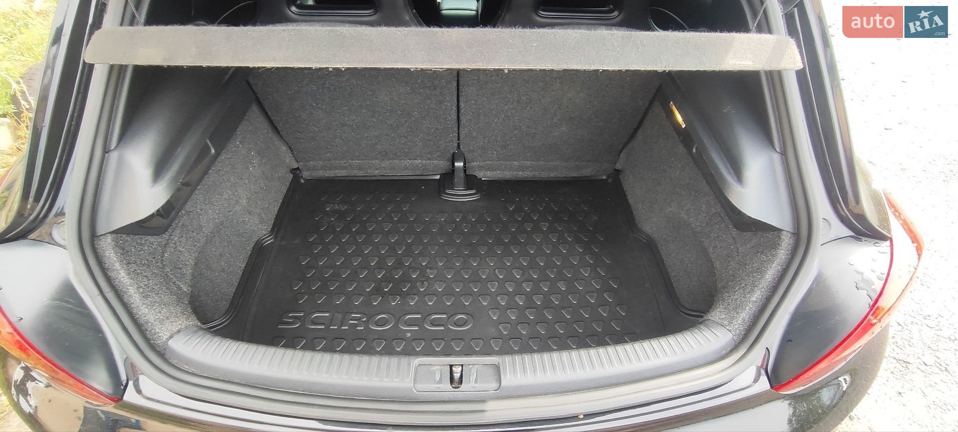 Volkswagen Scirocco 2010 VIN WVWZZZ13ZBV012497 фото оголошення 37 з 43