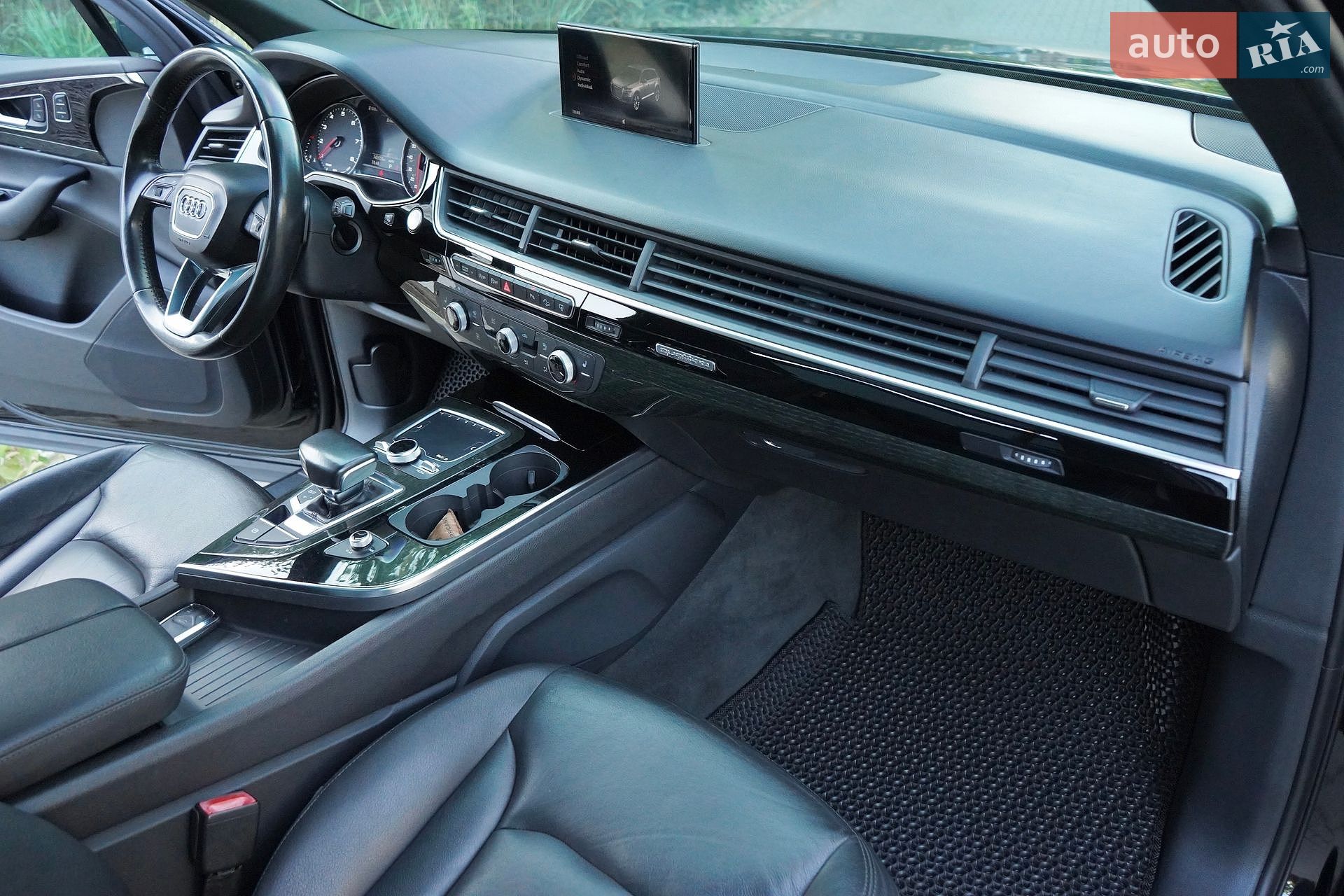 Audi Q7 2017 VIN WA1AHAF75HD044131 фото оголошення 51 з 68