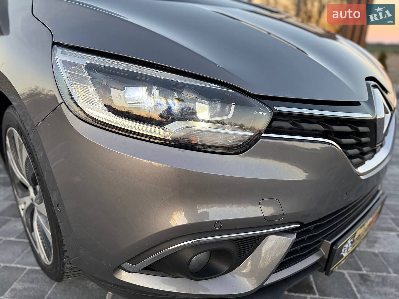Renault Grand Scenic 2018 VIN VF1RFA00361255612 фото оголошення 9 з 40