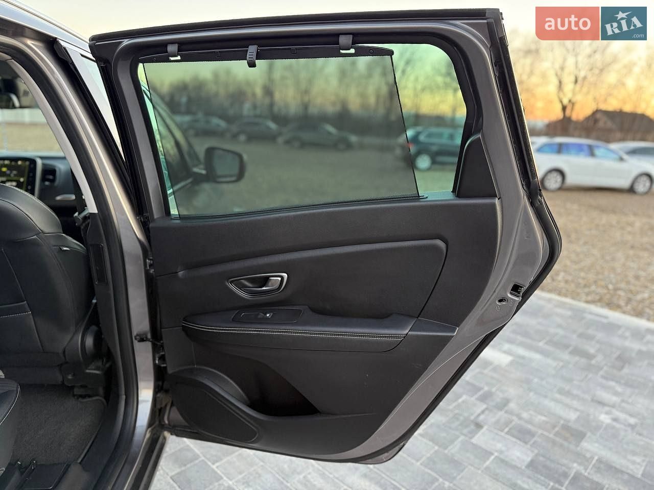Renault Grand Scenic 2018 VIN VF1RFA00361255612 фото оголошення 23 з 40