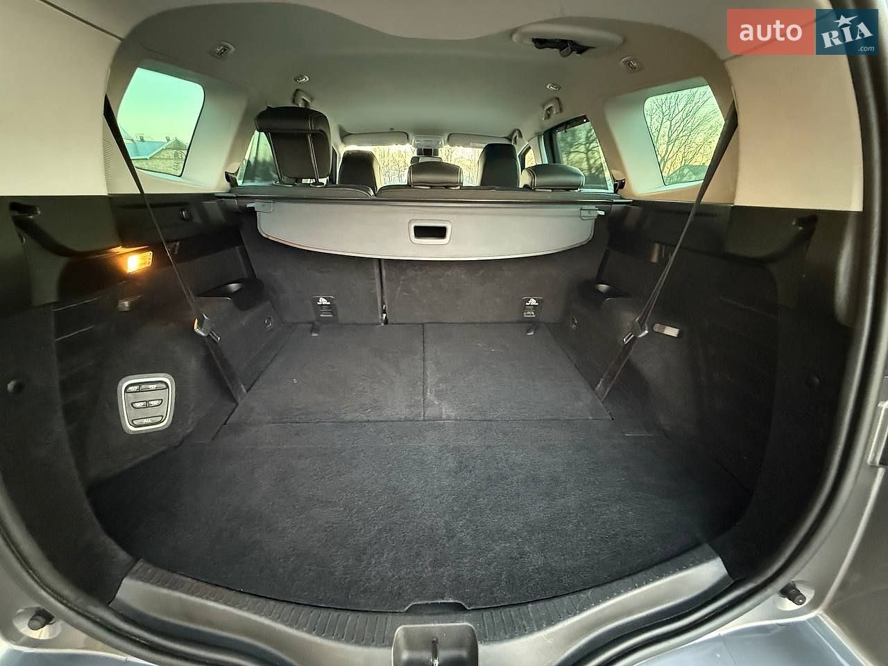Renault Grand Scenic 2018 VIN VF1RFA00361255612 фото оголошення 31 з 40