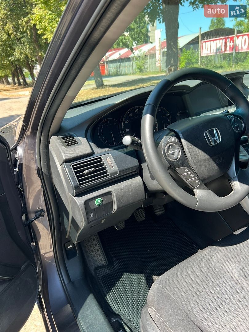 Honda Accord 2014 VIN 1HGCR2E53FA079185 фото оголошення 9 з 13