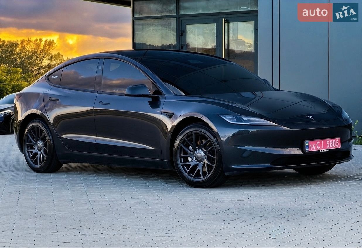 Tesla Model 3 2025 VIN 5YJ3E1EA4SF952168 фото оголошення 2 з 59