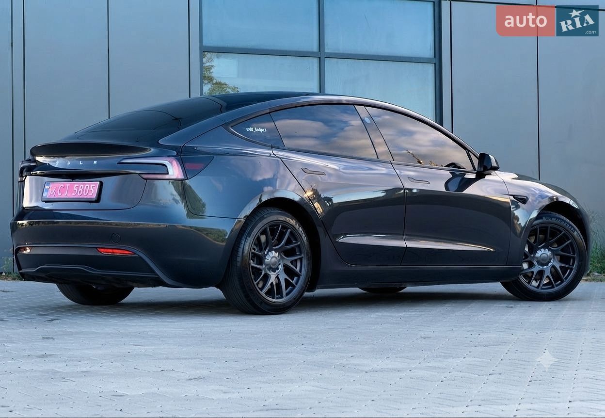 Tesla Model 3 2025 VIN 5YJ3E1EA4SF952168 фото оголошення 7 з 59