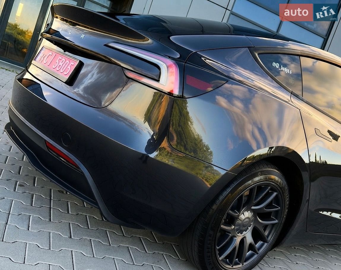 Tesla Model 3 2025 VIN 5YJ3E1EA4SF952168 фото оголошення 10 з 59