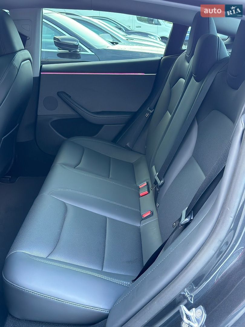 Tesla Model 3 2025 VIN 5YJ3E1EA4SF952168 фото оголошення 12 з 59