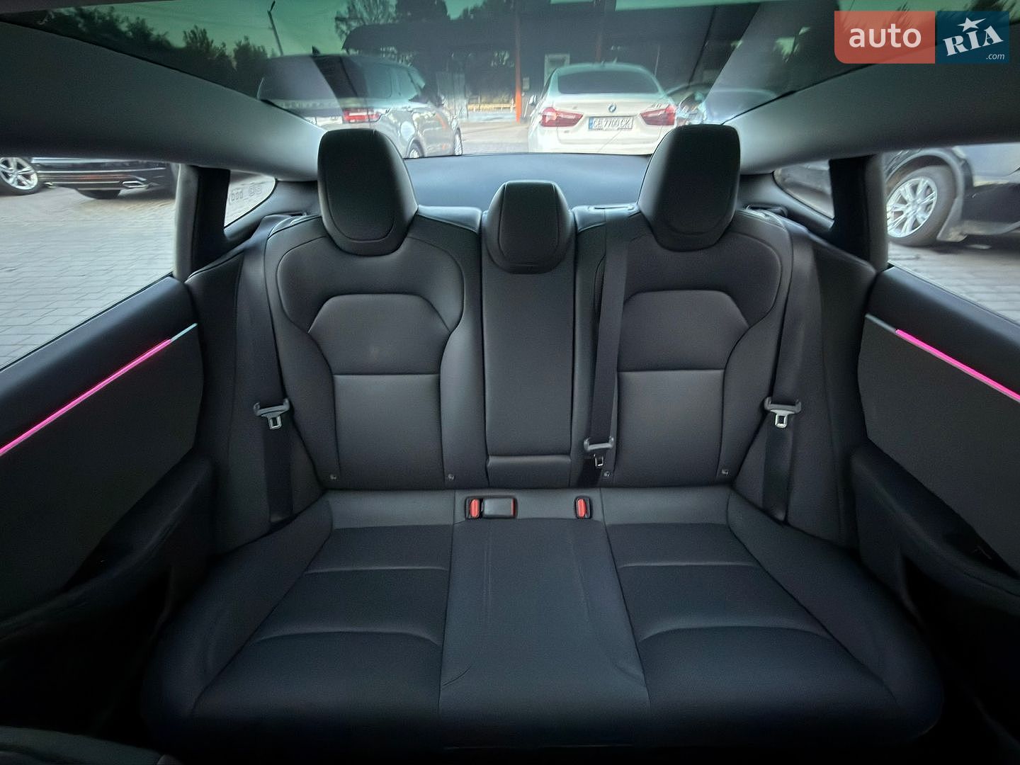 Tesla Model 3 2025 VIN 5YJ3E1EA4SF952168 фото оголошення 18 з 59