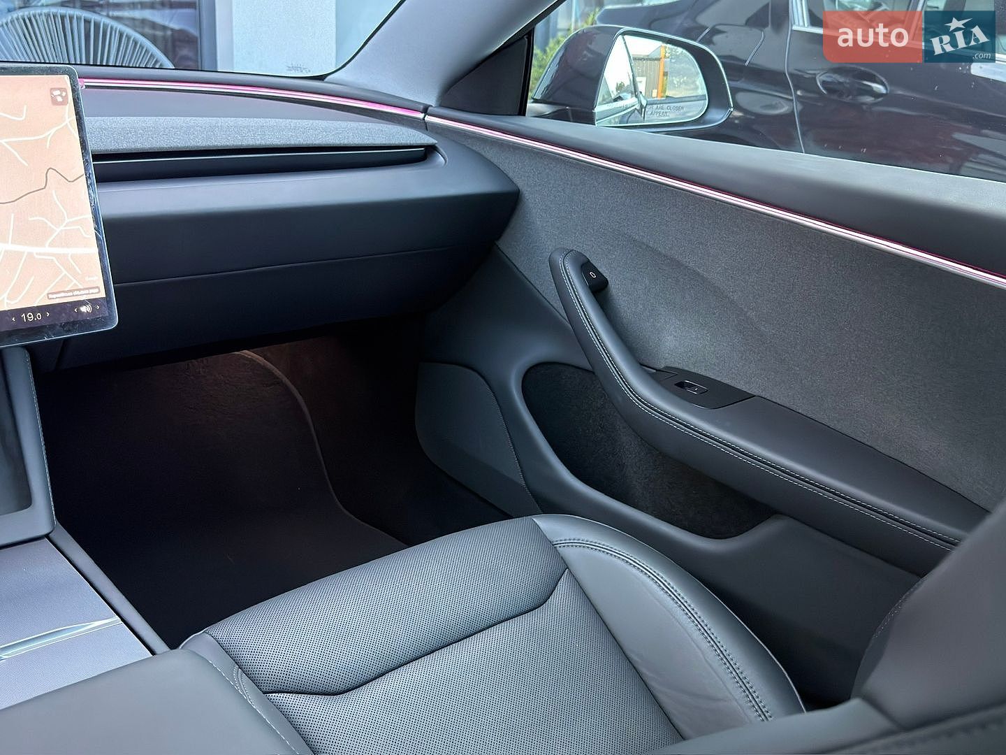 Tesla Model 3 2025 VIN 5YJ3E1EA4SF952168 фото оголошення 19 з 59