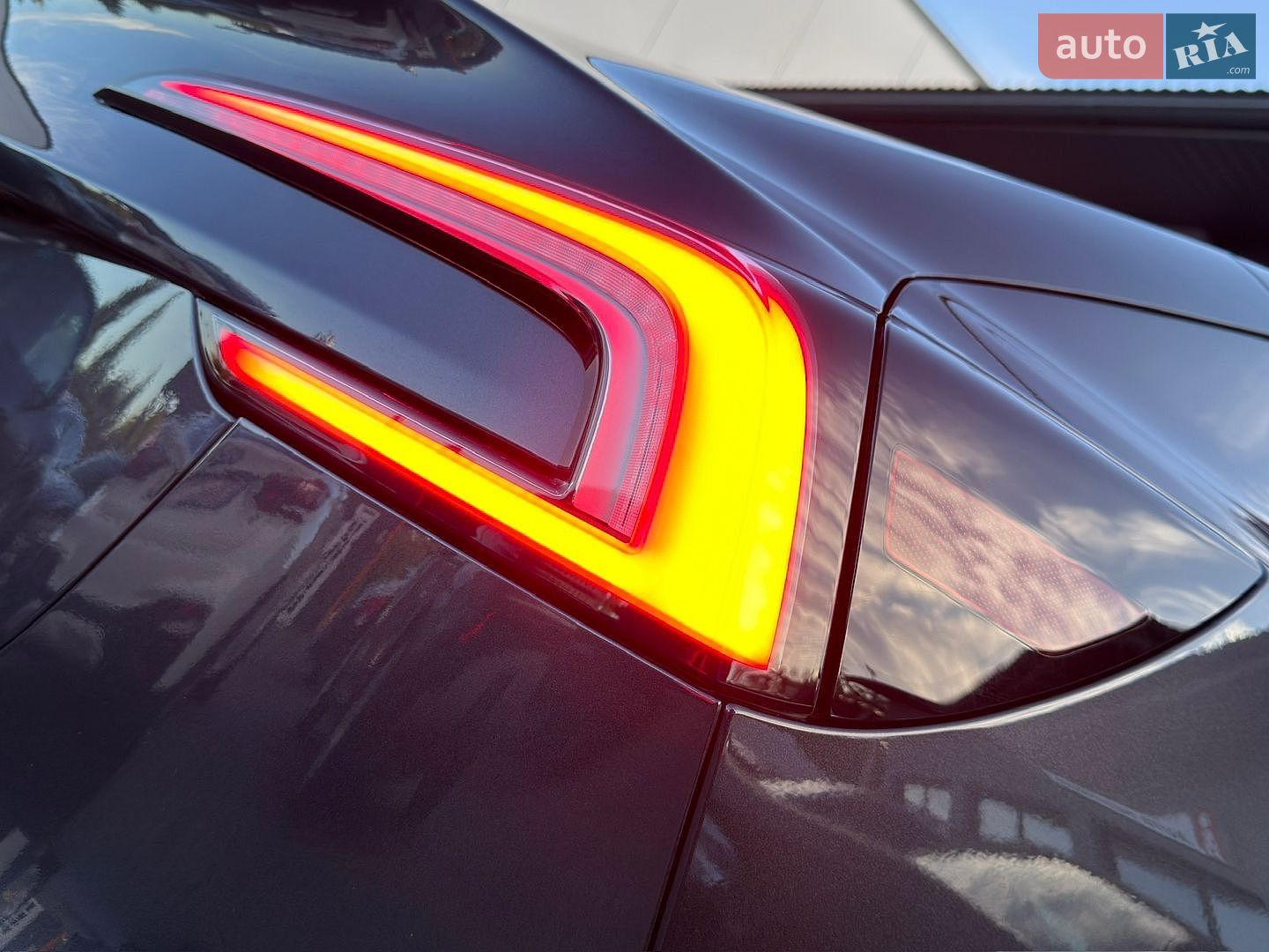 Tesla Model 3 2025 VIN 5YJ3E1EA4SF952168 фото оголошення 48 з 59