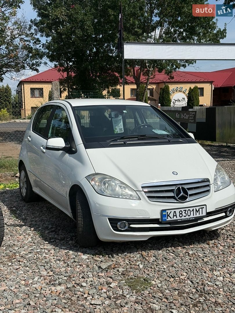 Mercedes-Benz A-Class 2010 VIN WDD1690322J855107 фото оголошення 2 з 4