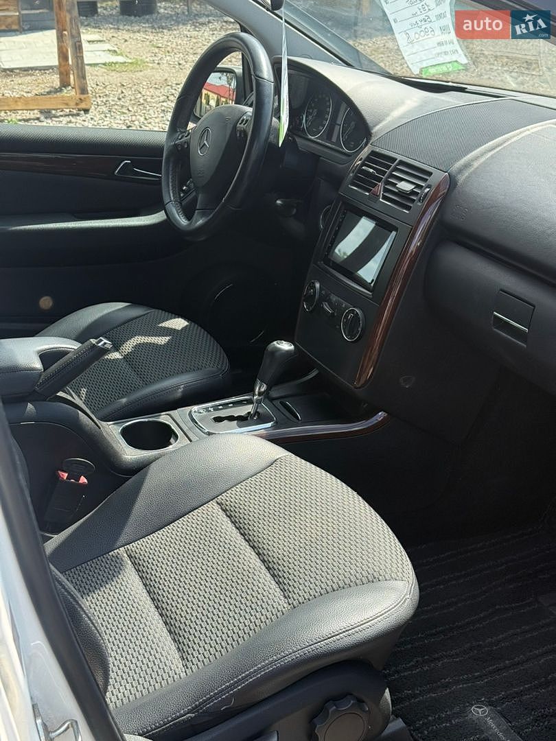 Mercedes-Benz A-Class 2010 VIN WDD1690322J855107 фото оголошення 3 з 4