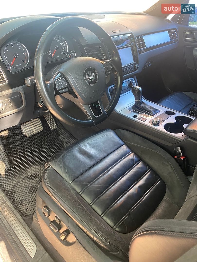 Volkswagen Touareg 2011 VIN WVGZZZ7PZCD001597 фото оголошення 28 з 44