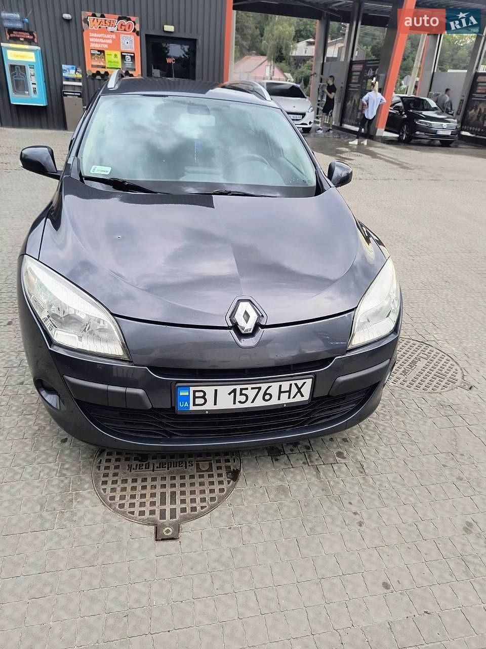 Renault Megane 2011 VIN VF1KZ1A0545335699 фото оголошення 2 з 32