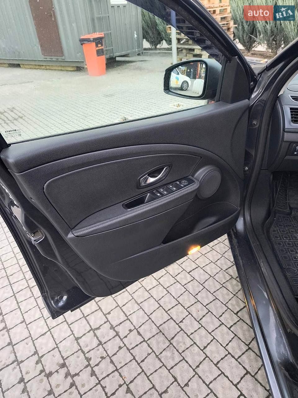Renault Megane 2011 VIN VF1KZ1A0545335699 фото оголошення 22 з 32