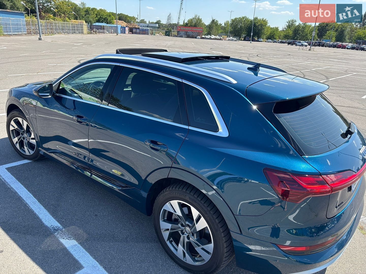 Audi e-tron 2019 VIN WAUZZZGE5LB016512 фото оголошення 103 з 130