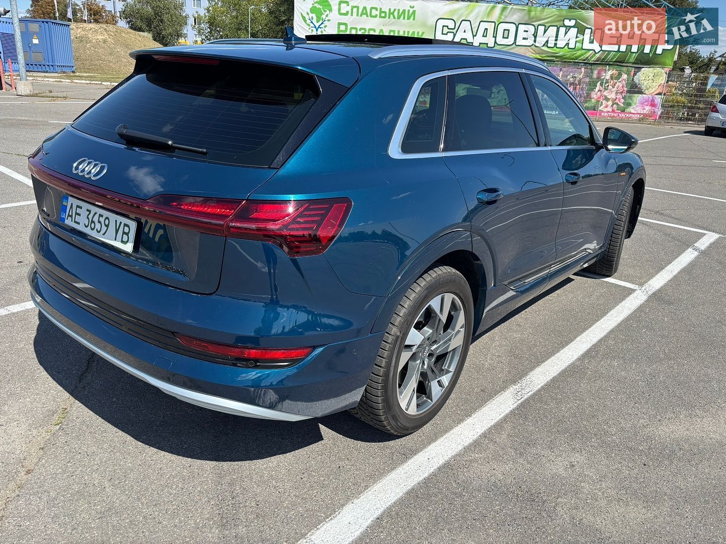Audi e-tron 2019 VIN WAUZZZGE5LB016512 фото оголошення 104 з 130