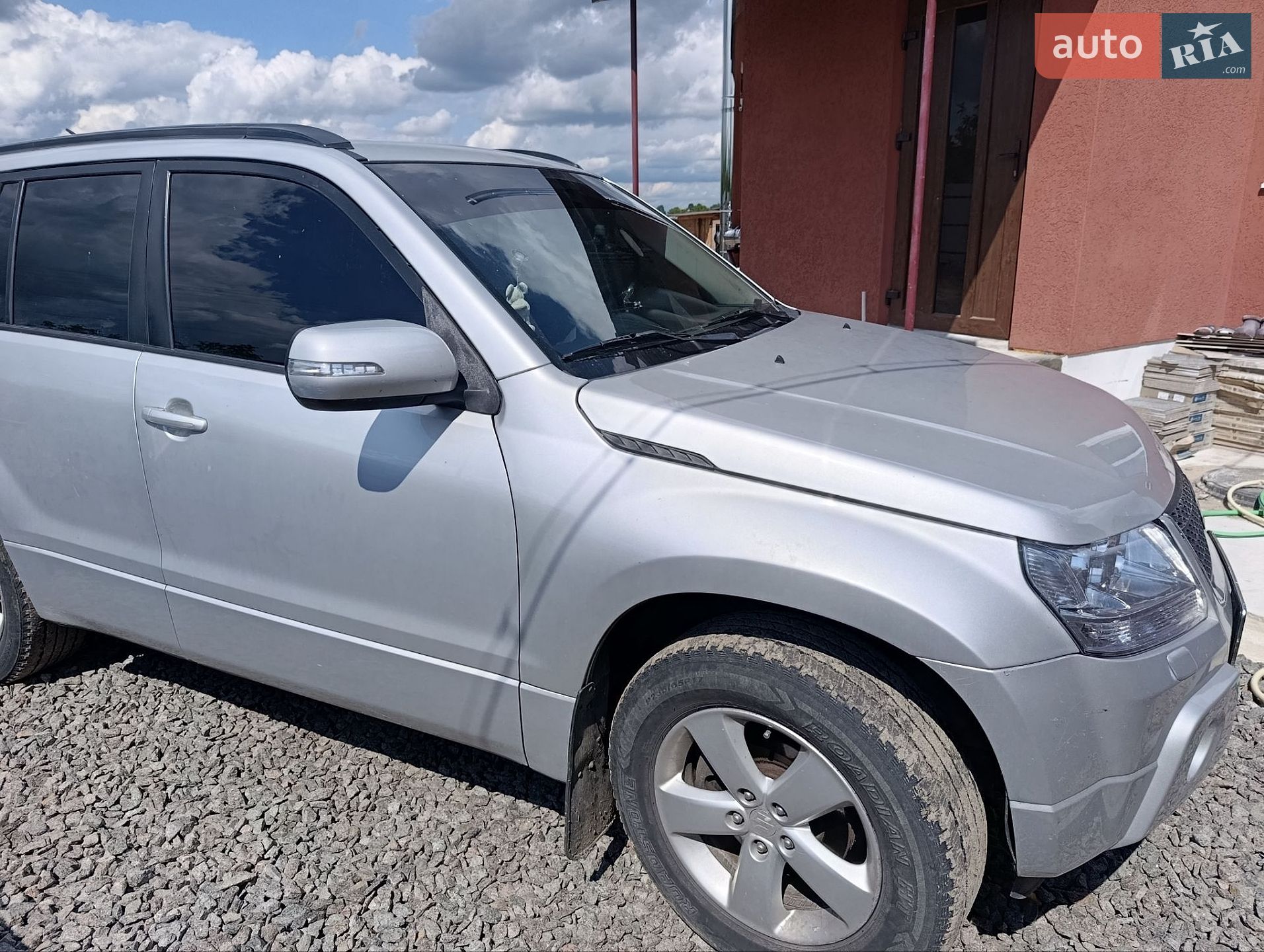 Suzuki Grand Vitara 2010 VIN JSAJTDA4V00215239 фото оголошення 2 з 13