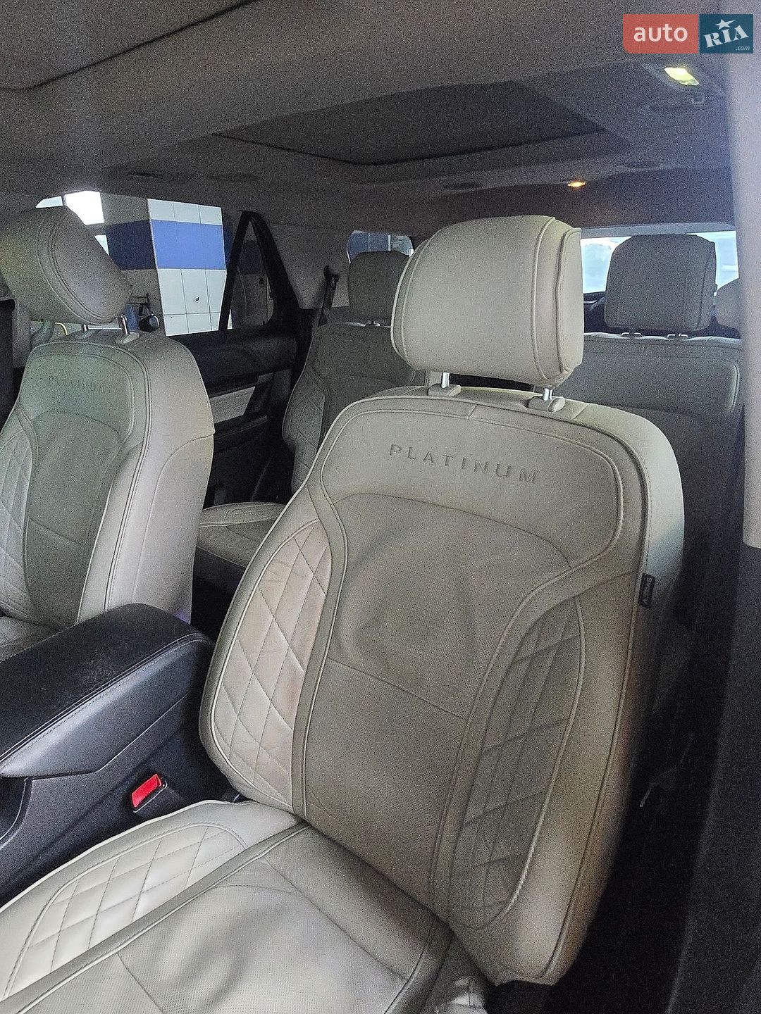 Ford Explorer 2015 VIN 1FM5K8HT5GGB83826 фото оголошення 33 з 52