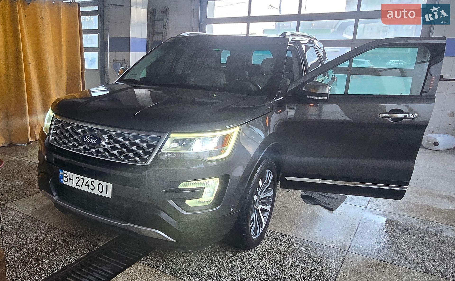 Ford Explorer 2015 VIN 1FM5K8HT5GGB83826 фото оголошення 36 з 52