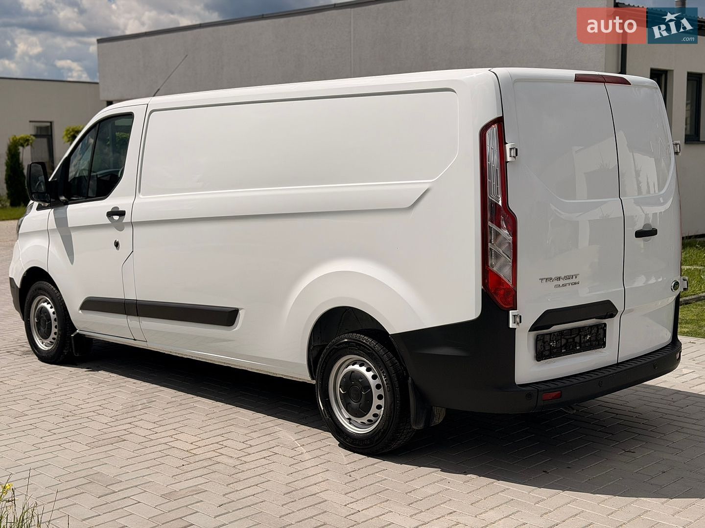 Ford Transit Custom 2022 VIN WF0YXXTTGYNJ28125 фото оголошення 4 з 31