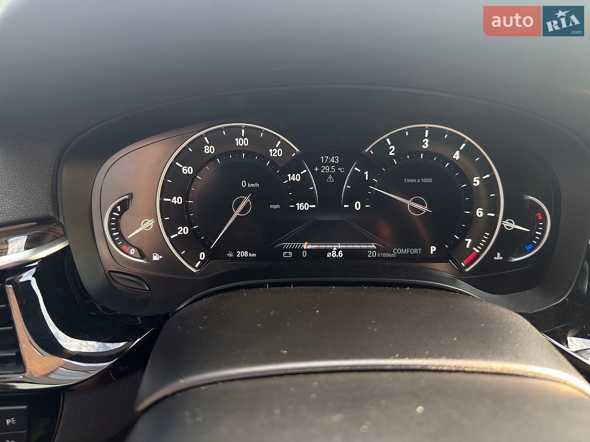 BMW 5 Series 2017 VIN WBAJA5C33HWA35015 фото оголошення 4 з 8