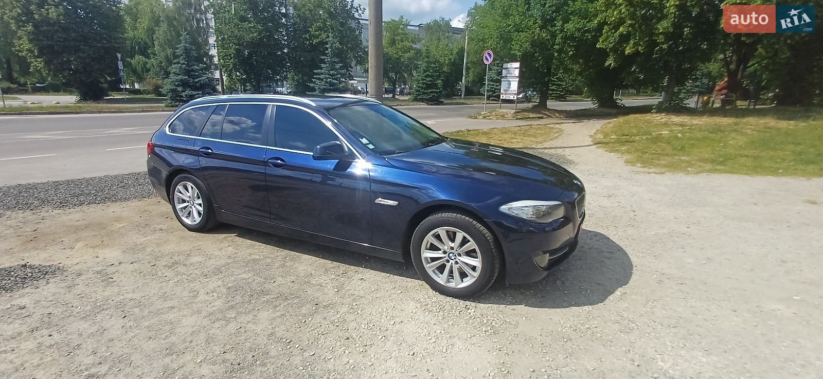 BMW 5 Series 2011 VIN WBAMX110X0C882372 фото оголошення 2 з 32