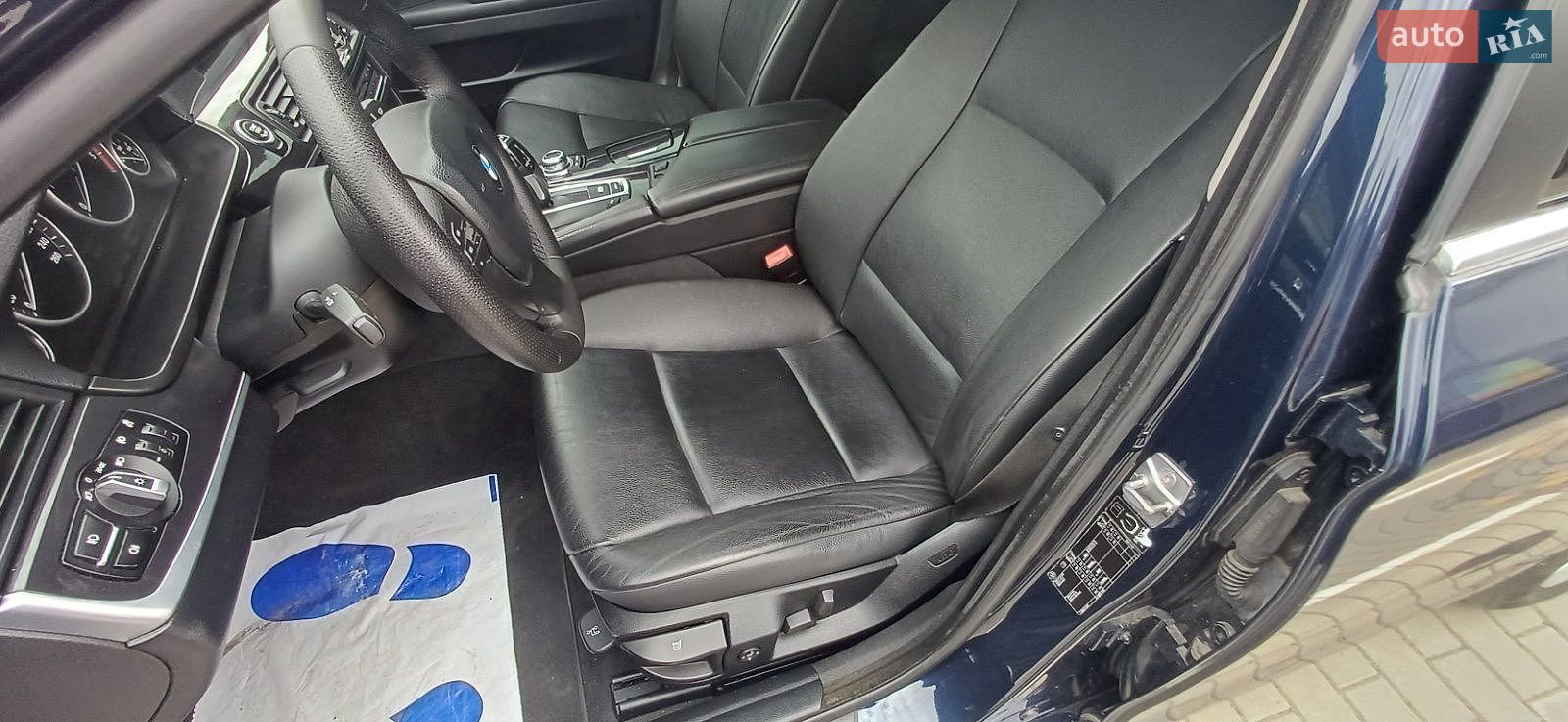 BMW 5 Series 2011 VIN WBAMX110X0C882372 фото оголошення 13 з 32