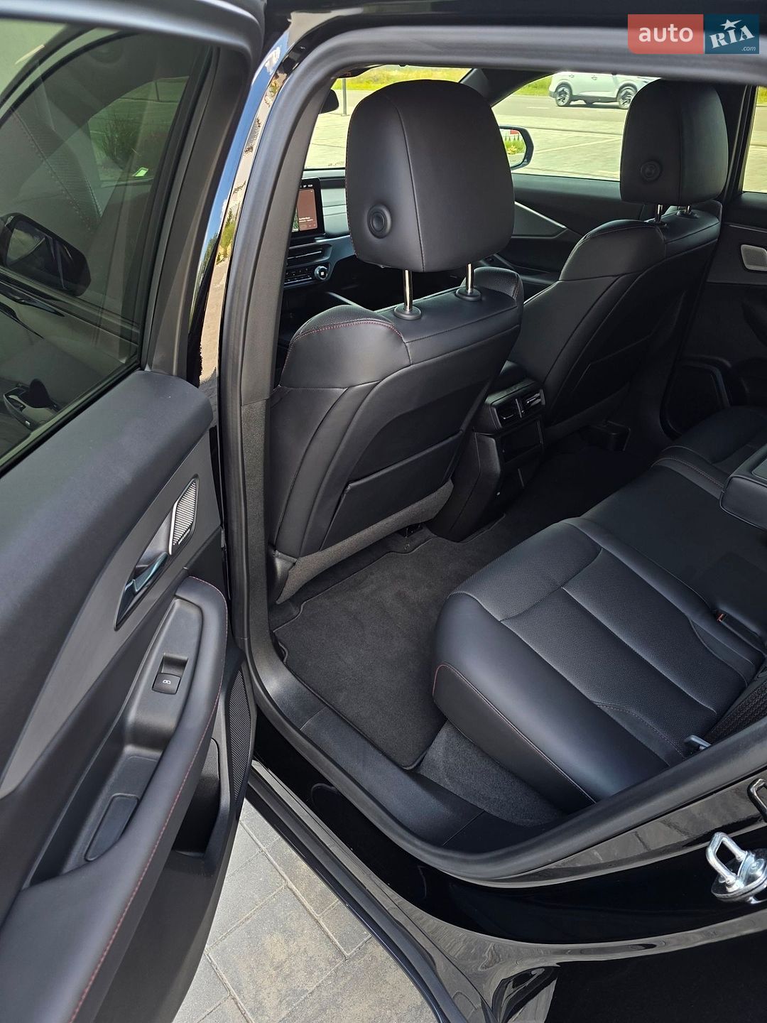 Acura ZDX 2024 VIN 4W5KHMRK6RZ515156 фото оголошення 28 з 50