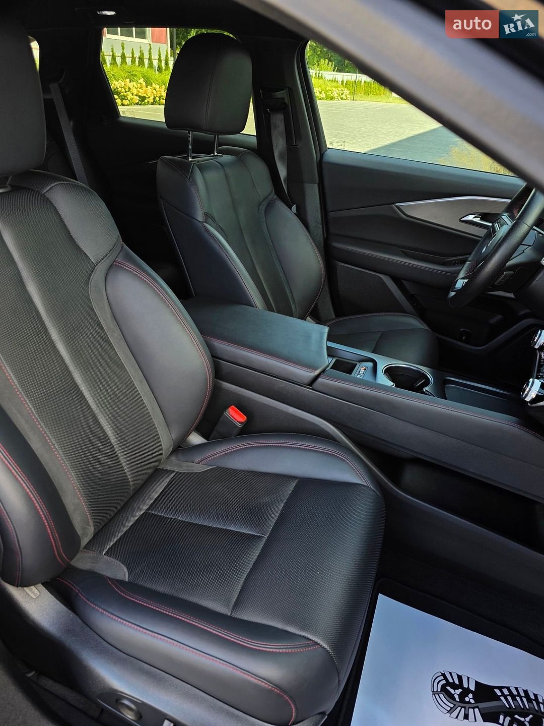 Acura ZDX 2024 VIN 4W5KHMRK6RZ515156 фото оголошення 40 з 50