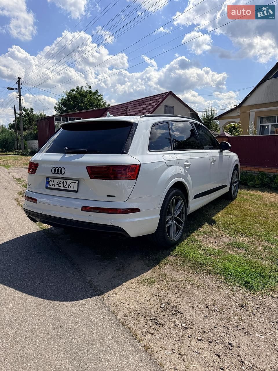 Audi Q7 2018 VIN WA1VAAF74JD037697 фото оголошення 7 з 29