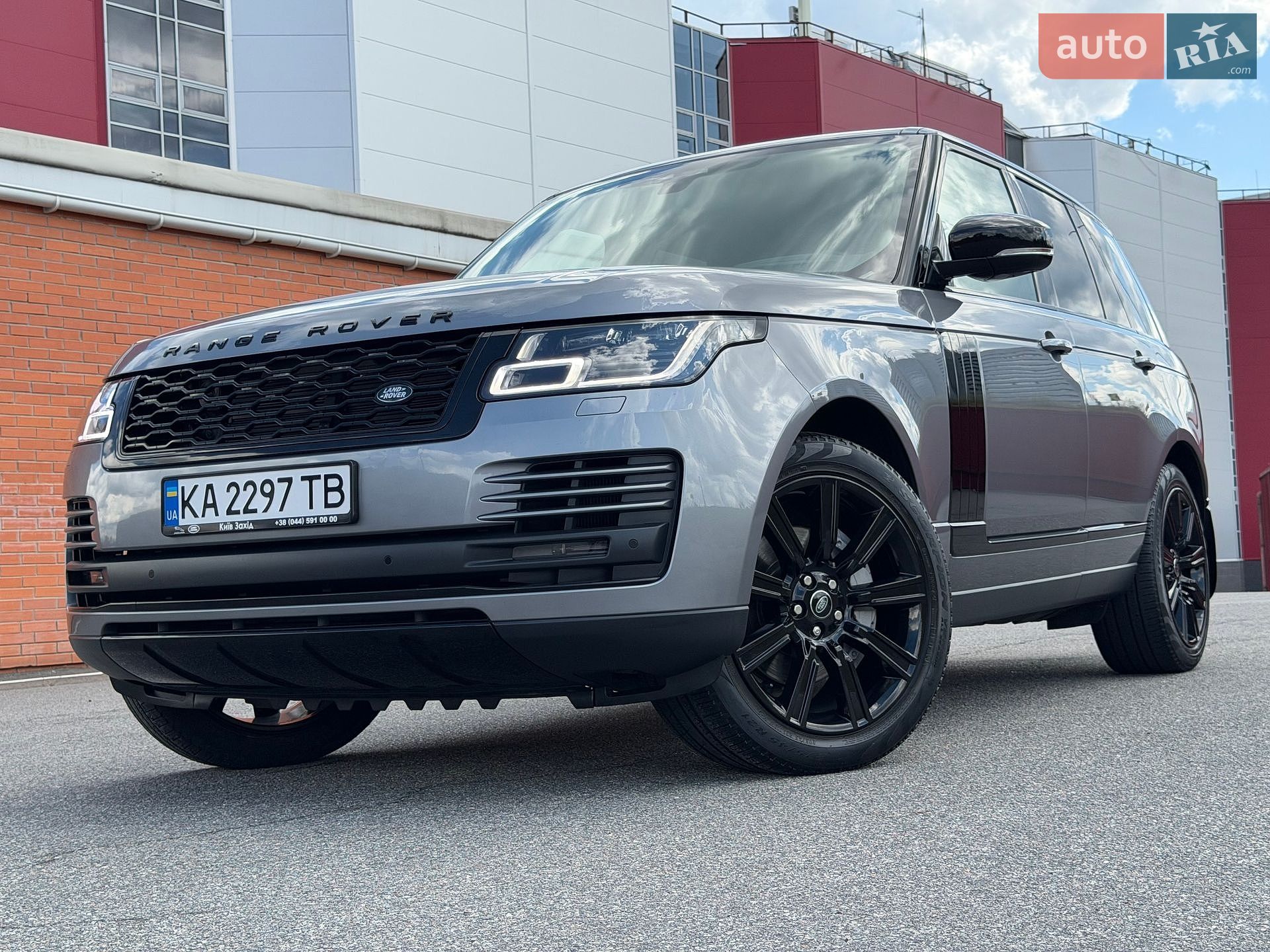 Land Rover Range Rover 2021 VIN SALGA2BW8MA454028 фото оголошення 17 з 75