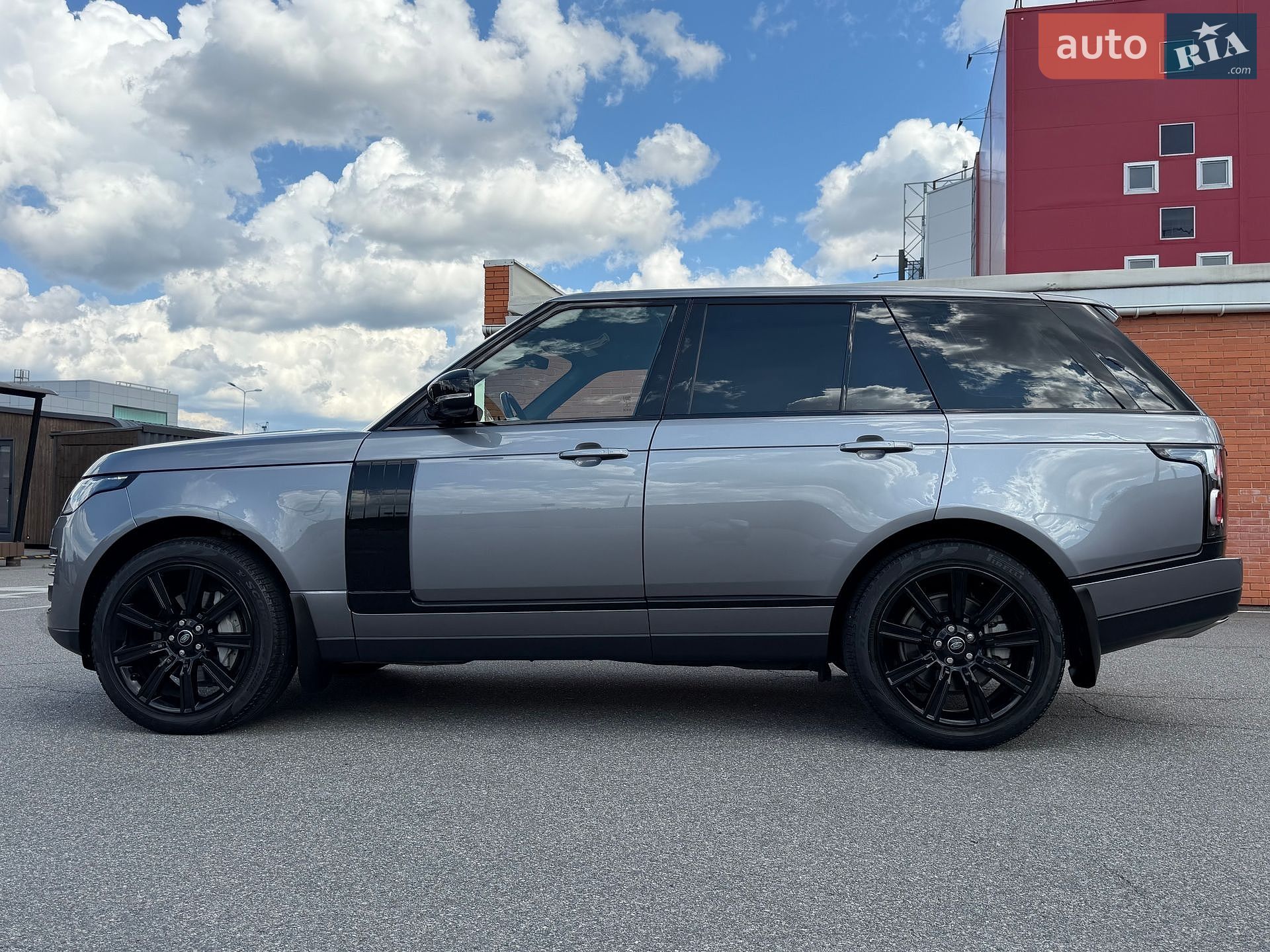 Land Rover Range Rover 2021 VIN SALGA2BW8MA454028 фото оголошення 9 з 75