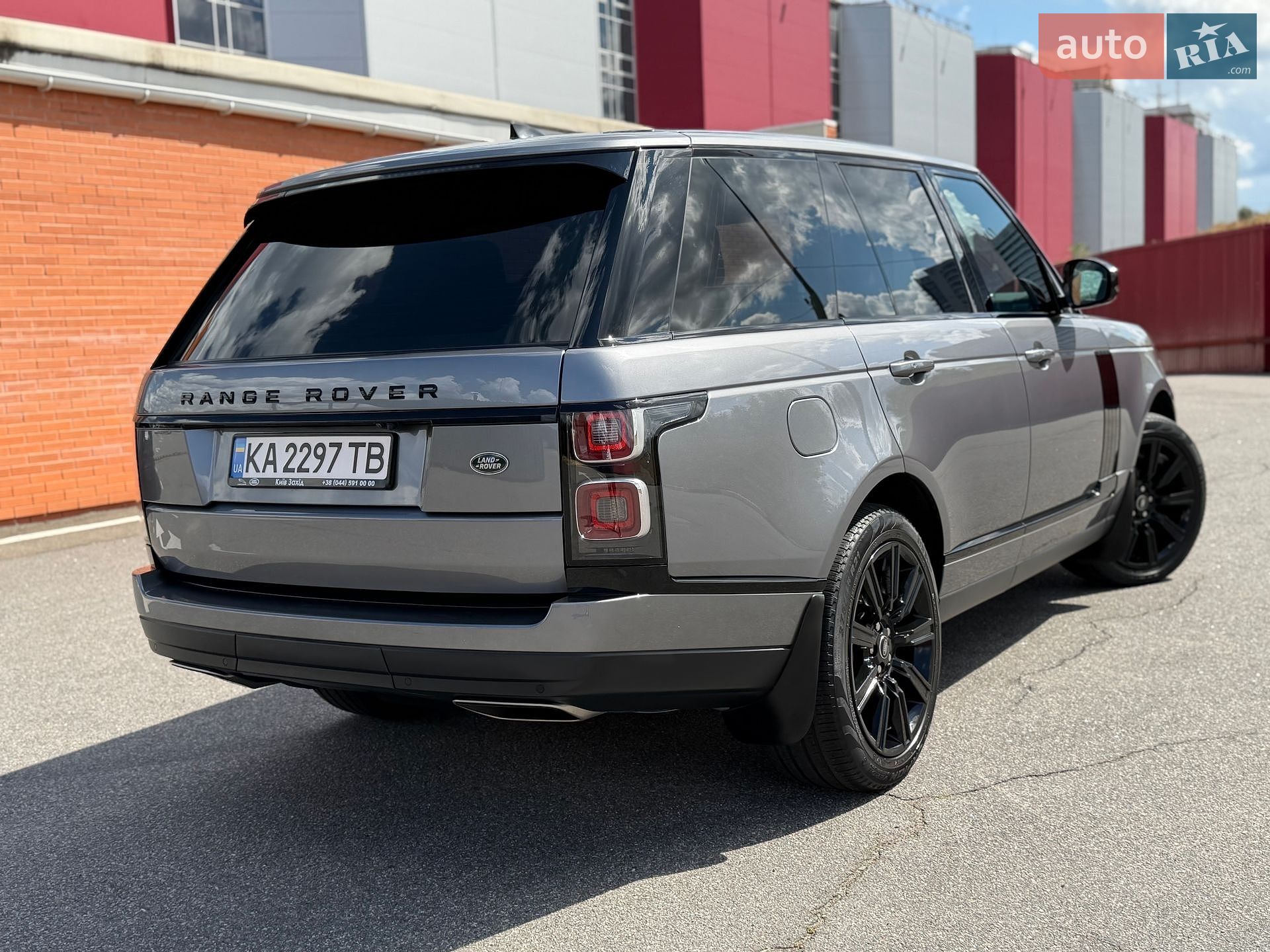 Land Rover Range Rover 2021 VIN SALGA2BW8MA454028 фото оголошення 28 з 75