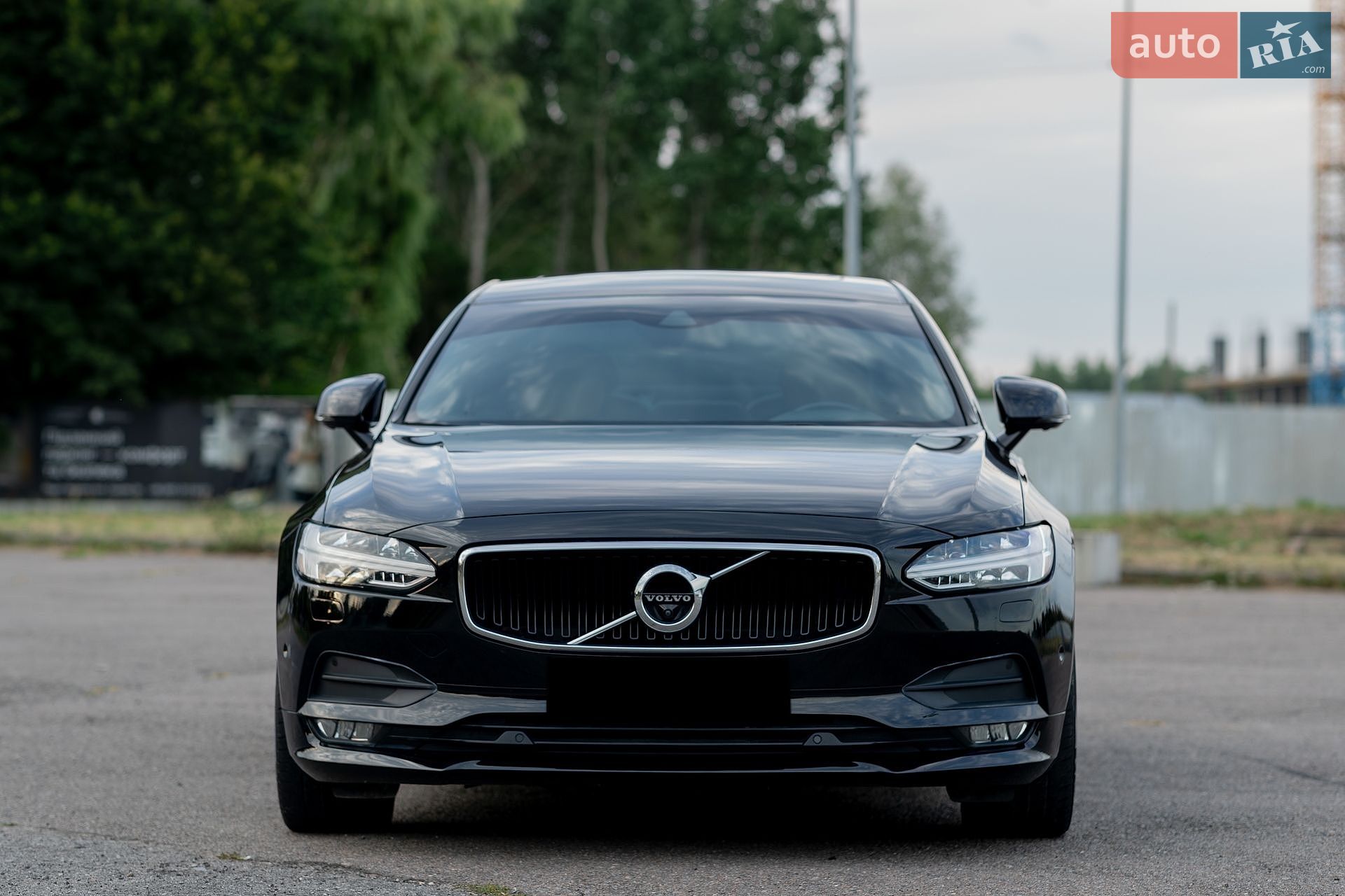 Volvo S90 2017 VIN LVY992MK9JP027252 фото оголошення 3 з 16