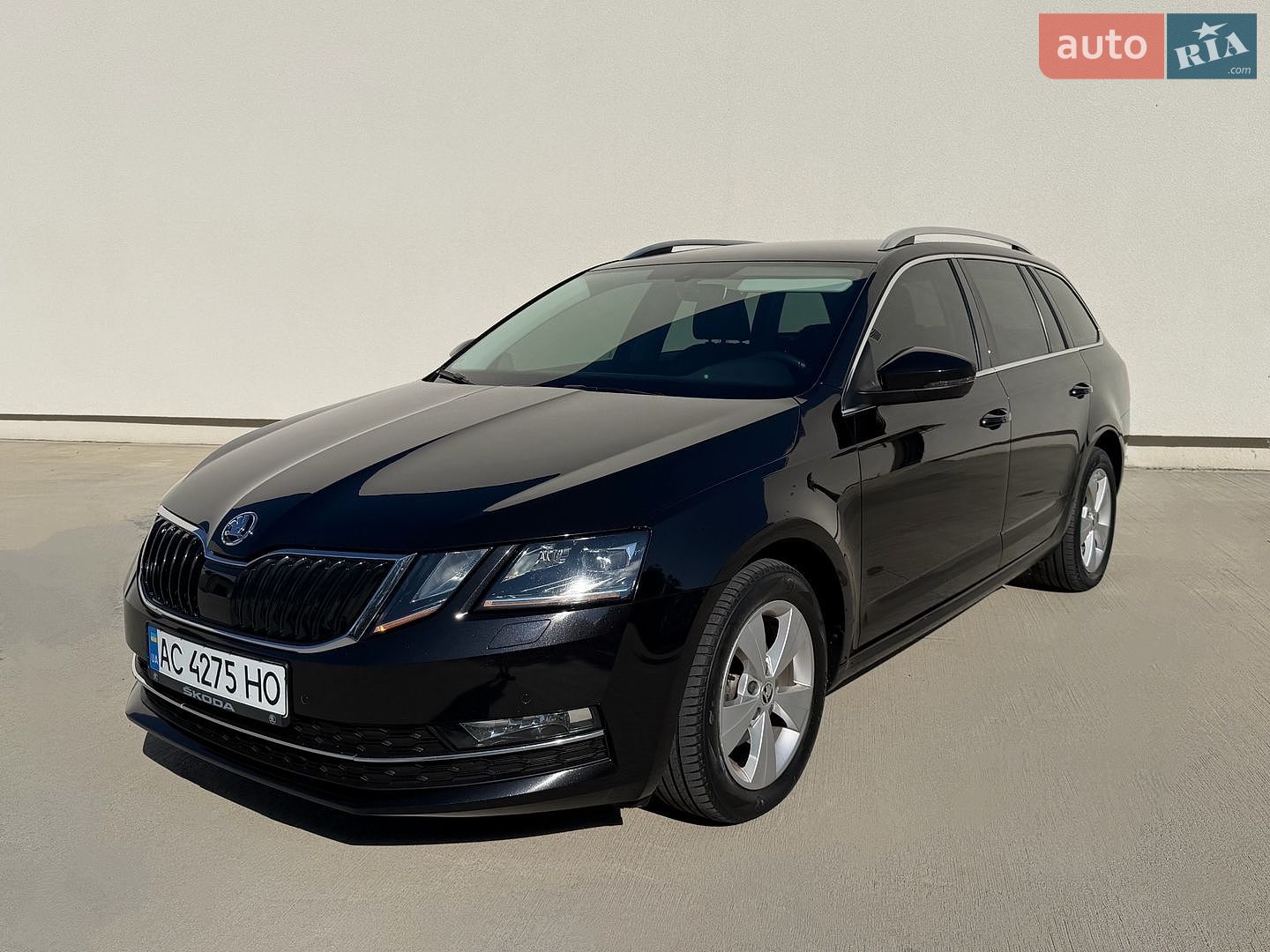 Skoda Octavia 2019 VIN TMBJG9NEXK0136972 фото оголошення 7 з 134