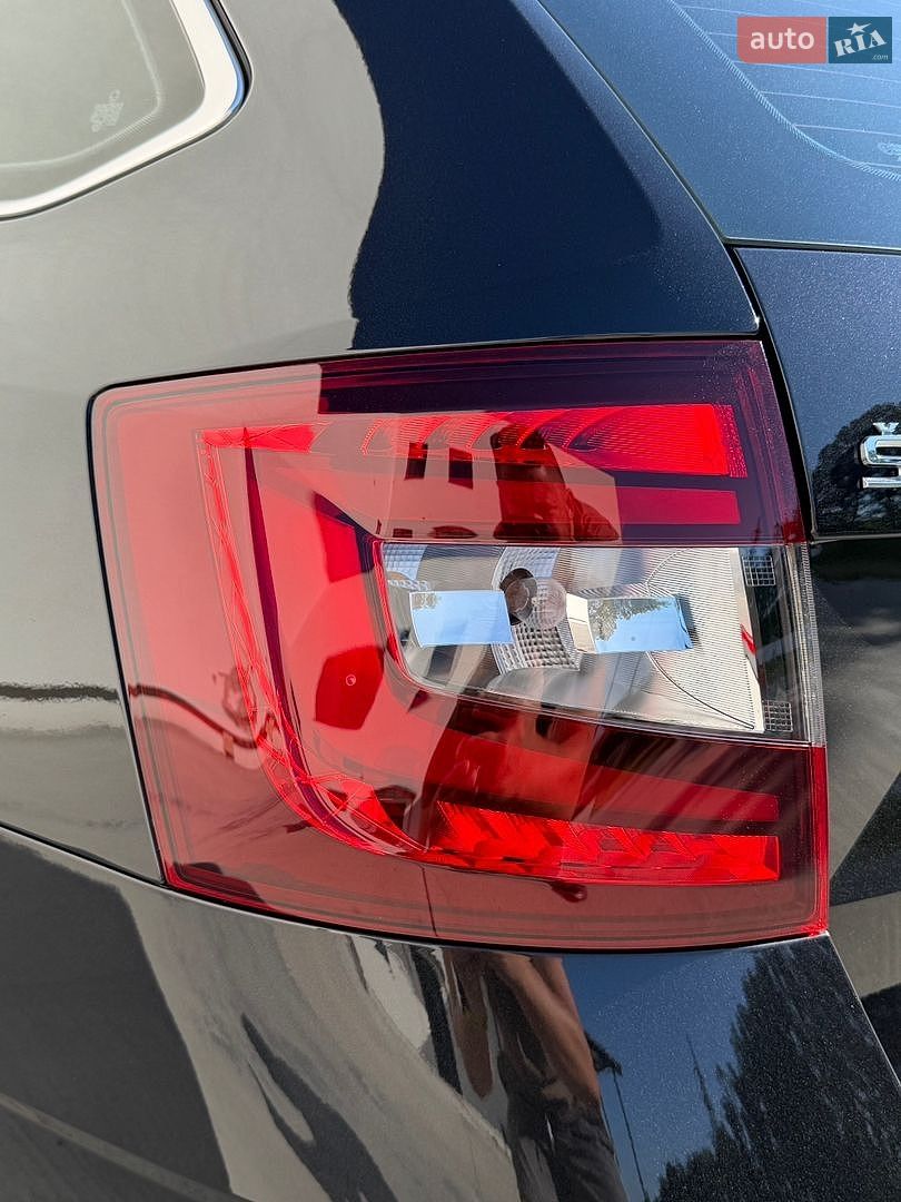 Skoda Octavia 2019 VIN TMBJG9NEXK0136972 фото оголошення 33 з 134