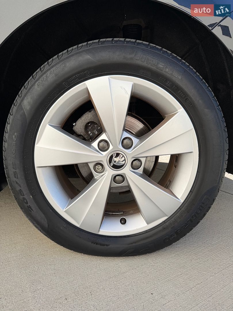 Skoda Octavia 2019 VIN TMBJG9NEXK0136972 фото оголошення 48 з 134