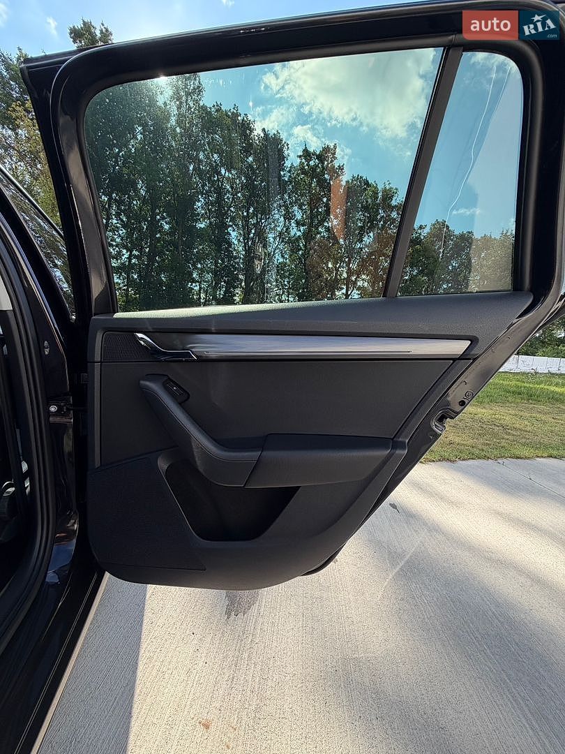 Skoda Octavia 2019 VIN TMBJG9NEXK0136972 фото оголошення 103 з 134