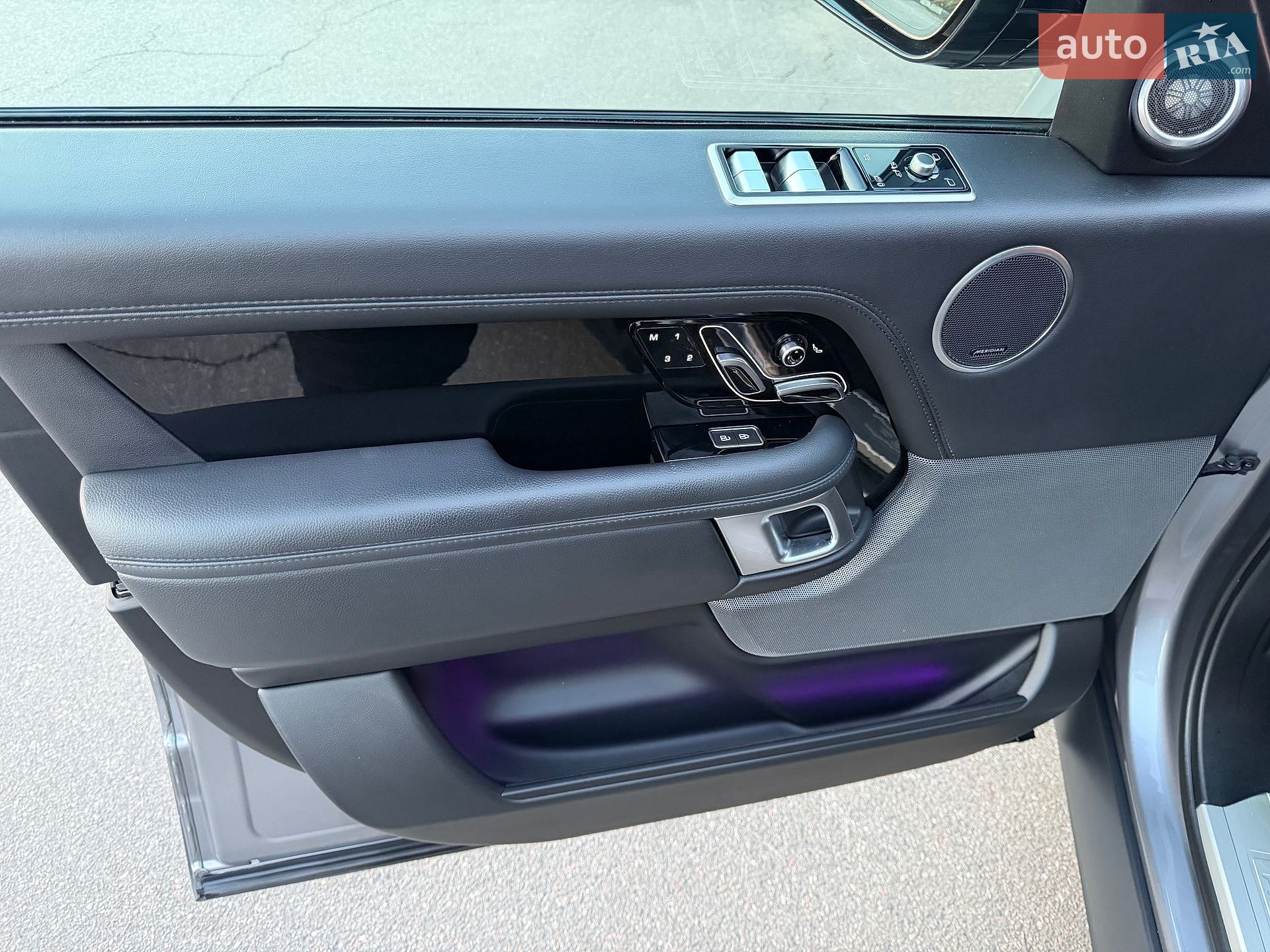 Land Rover Range Rover 2021 VIN SALGA2BW8MA454028 фото оголошення 54 з 75