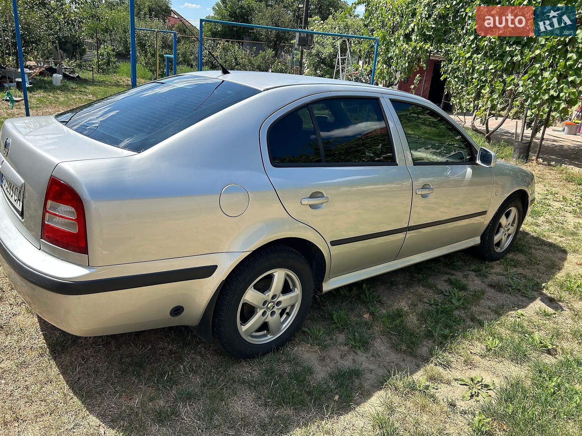 Skoda Octavia 2004 VIN TMBDX41U142900390 фото оголошення 4 з 8