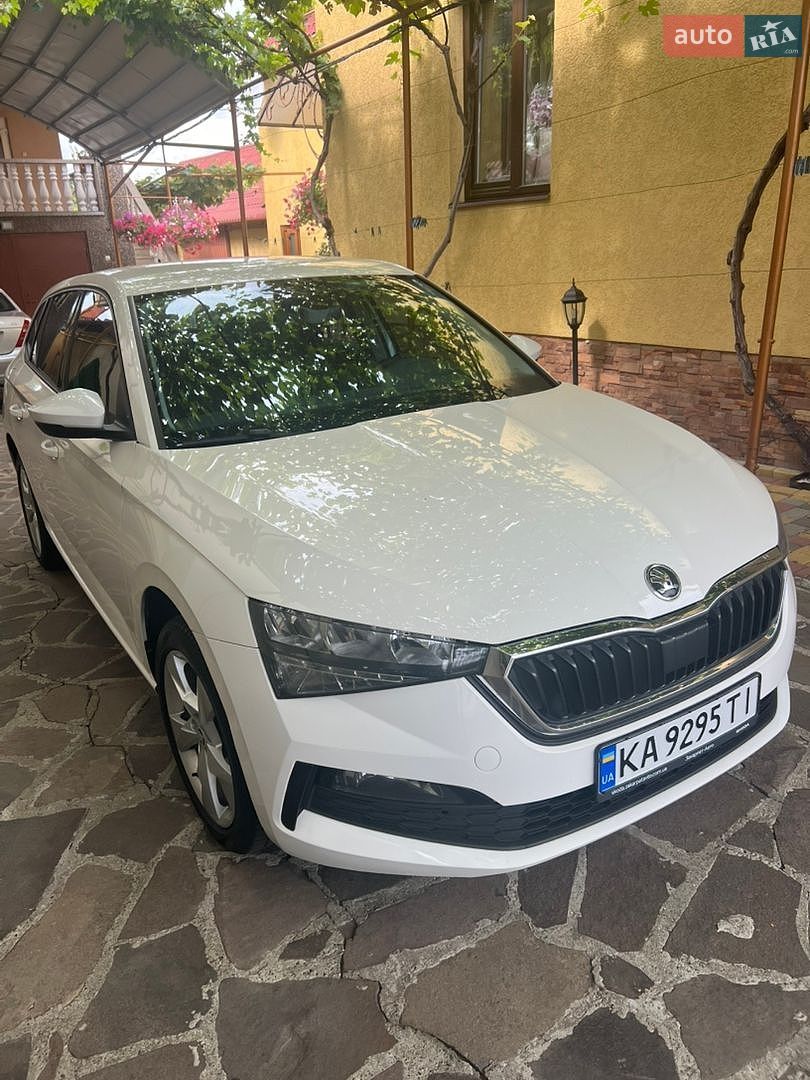 Skoda Scala 2021 VIN TMBEC4NW6M3107902 фото оголошення 2 з 51