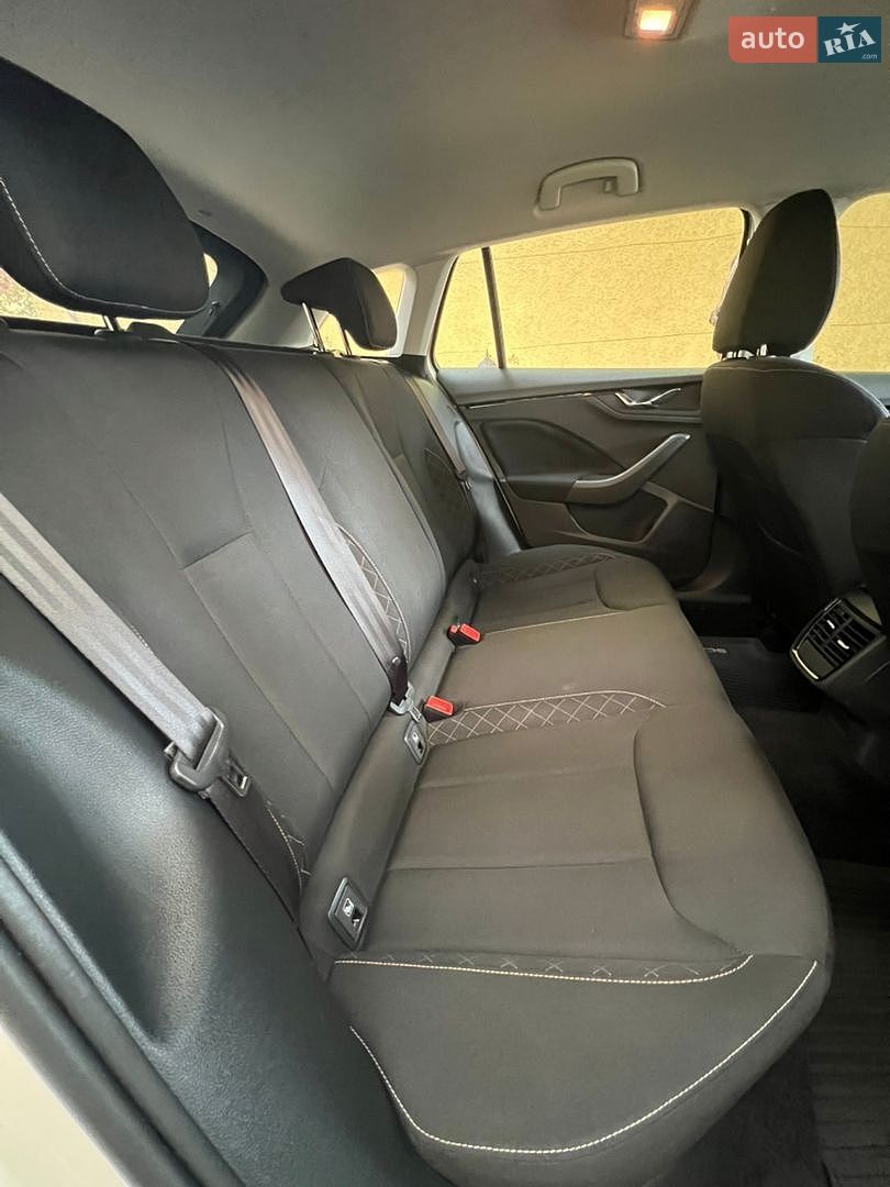Skoda Scala 2021 VIN TMBEC4NW6M3107902 фото оголошення 23 з 51