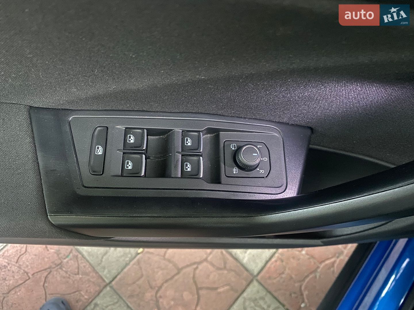 Volkswagen T-Roc 2021 VIN WVGZZZA1ZMV118727 фото оголошення 6 з 18