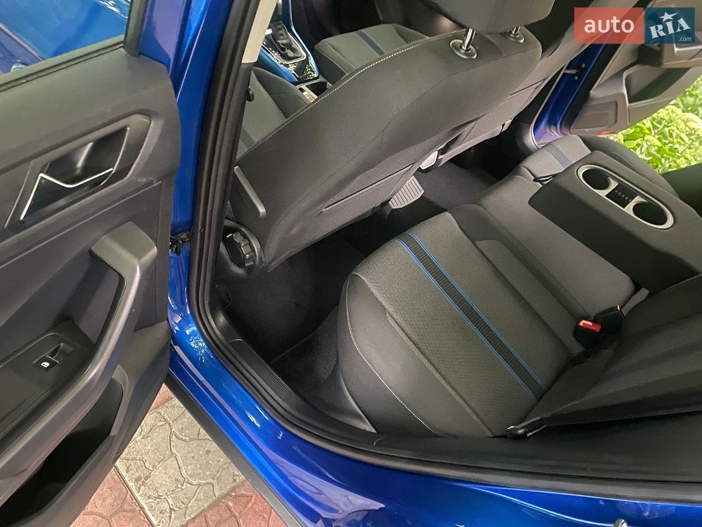 Volkswagen T-Roc 2021 VIN WVGZZZA1ZMV118727 фото оголошення 19 з 23