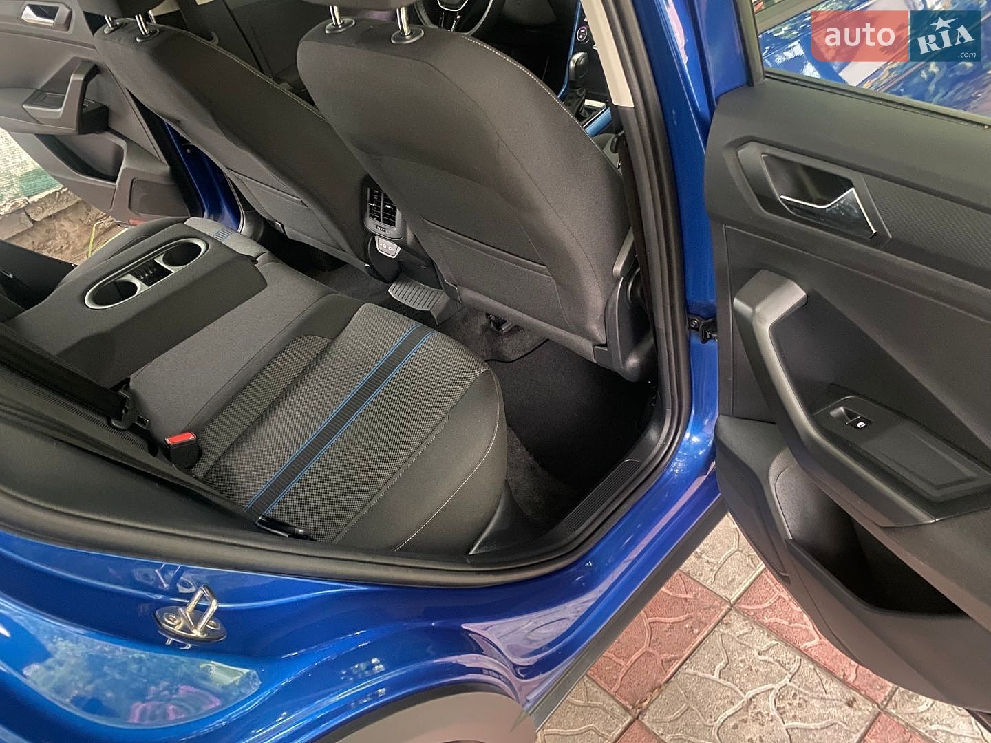 Volkswagen T-Roc 2021 VIN WVGZZZA1ZMV118727 фото оголошення 21 з 23